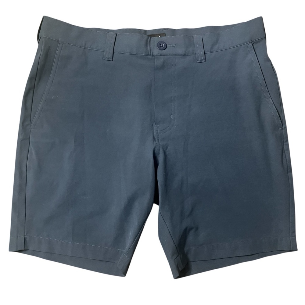 Travis Mathew Men’s Blue Flat Front Performance Stretch Golf Shorts size 33